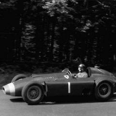 Fangio_56_Germany_02_BC_lo