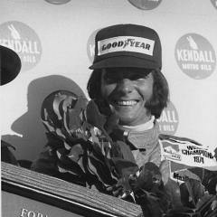 Fittipaldi_74_USA_01_BC_lo